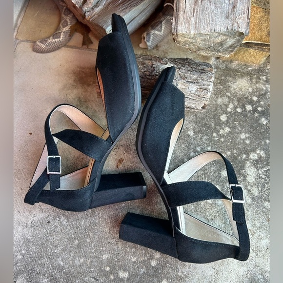 Life Stride All day comfort Black peep Heels Elegant Design NWOB SZ-9W.  O - Picture 3 of 7